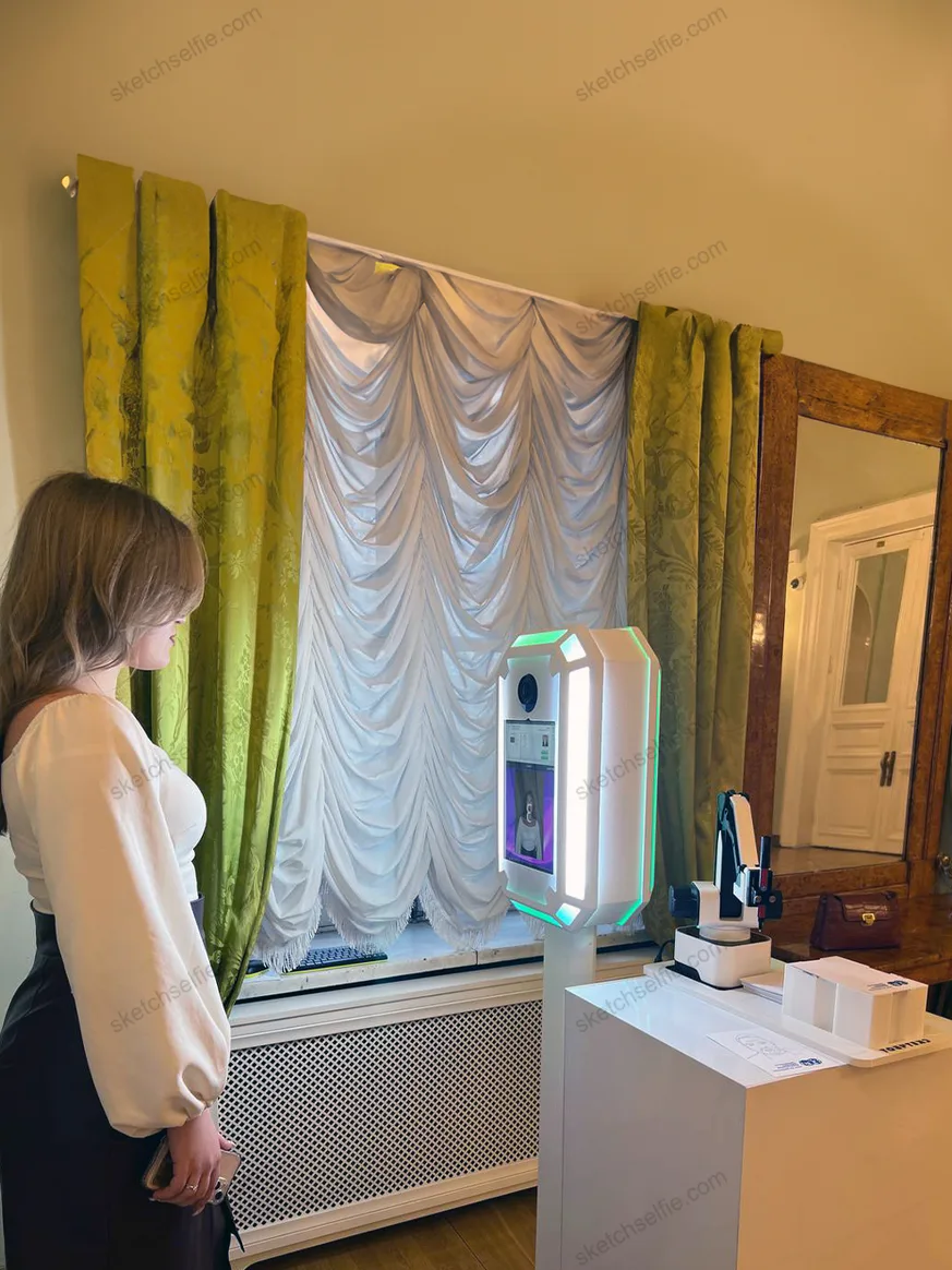 girl posing for sketch robot photo